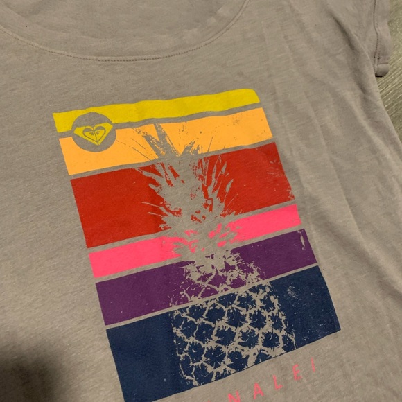 Womens Roxy Tee - Picture 2 of 5